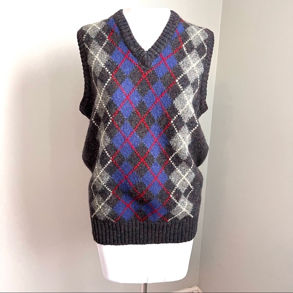 Vintage Scottish Wool Angus MacBain argyle sweater vest - Picture 7 of 9